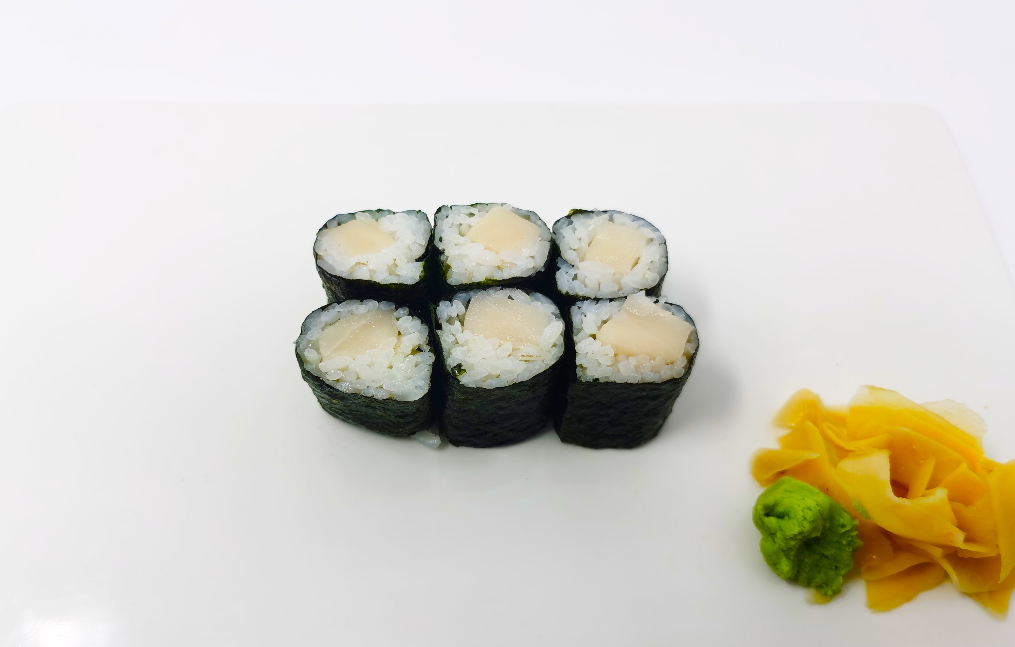 Order White Tuna Roll food online from Izumi Japanese Restaurant store, Youngstown on bringmethat.com