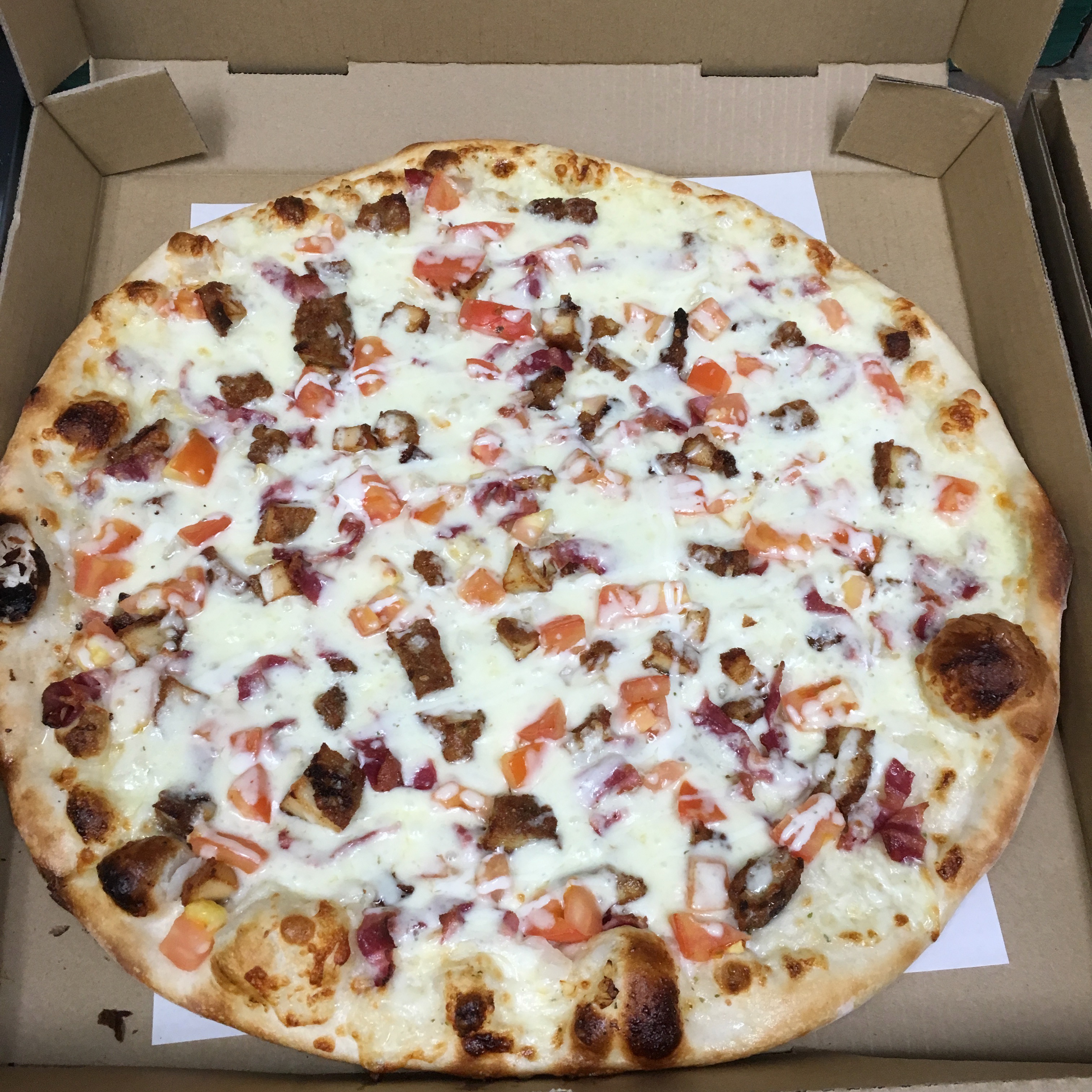 Order Ranch Chicken Pizza food online from Amici Pizza & Pasta store, Tannersville on bringmethat.com