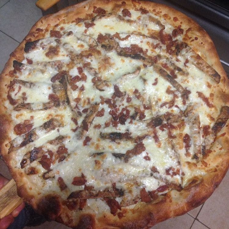 Order Chicken Bacon Ranch Pie - Medium 14'' food online from Pompeii Pizzeria Delivery & Catering store, Clark on bringmethat.com