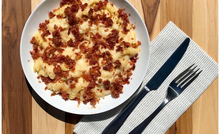 Order Bacon Mac & Cheese food online from Foode Cafe store, Vancouver on bringmethat.com