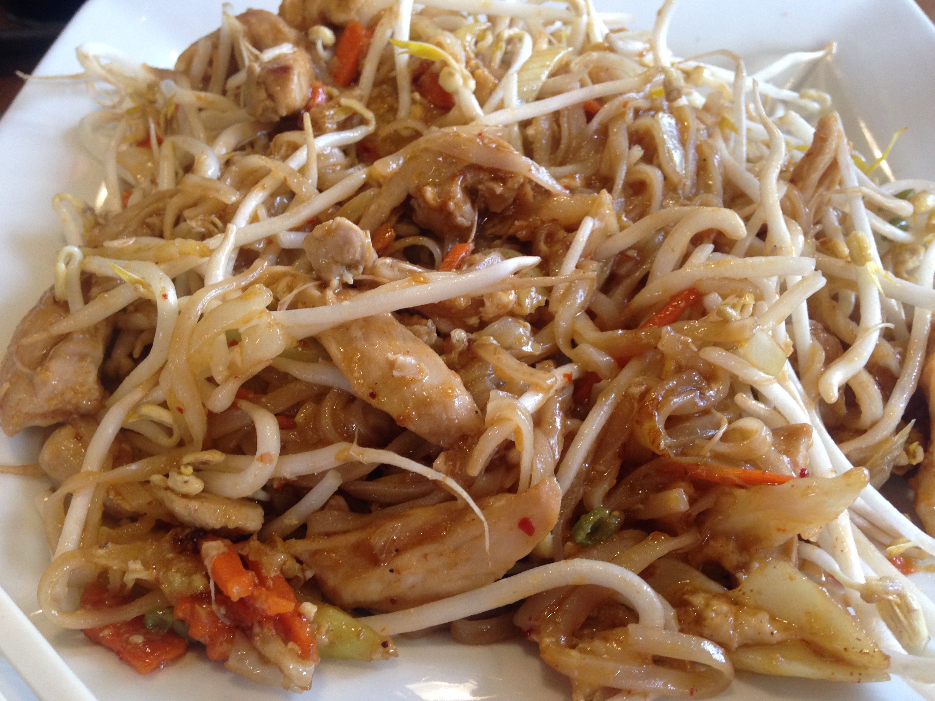 Order N3. Spicy Noodles food online from Mythai Downtown Restaurant store, Anchorage on bringmethat.com