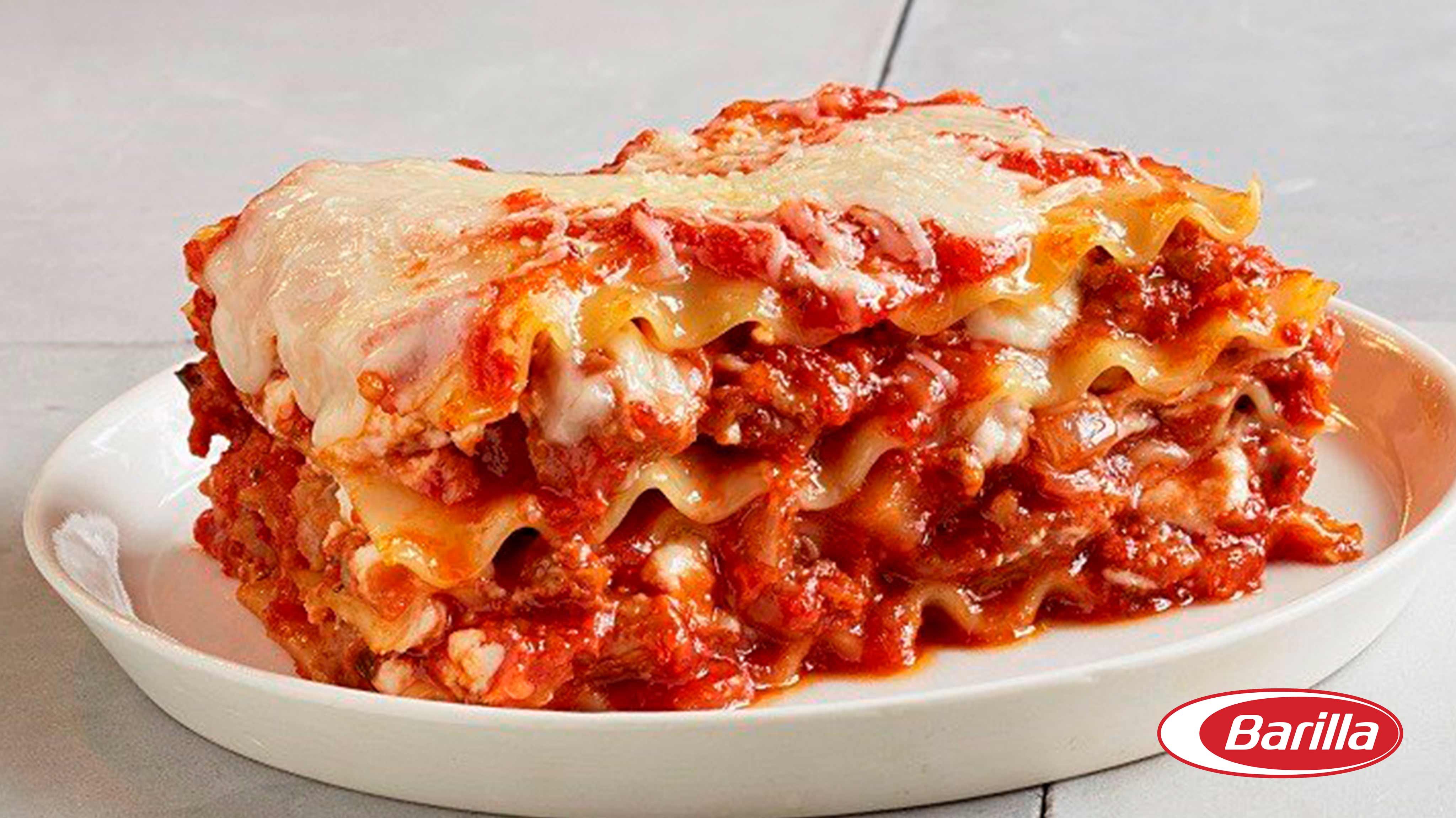 Order Gourmet Lasagna food online from Numero Uno Pizza Pasta and More store, Pasadena on bringmethat.com