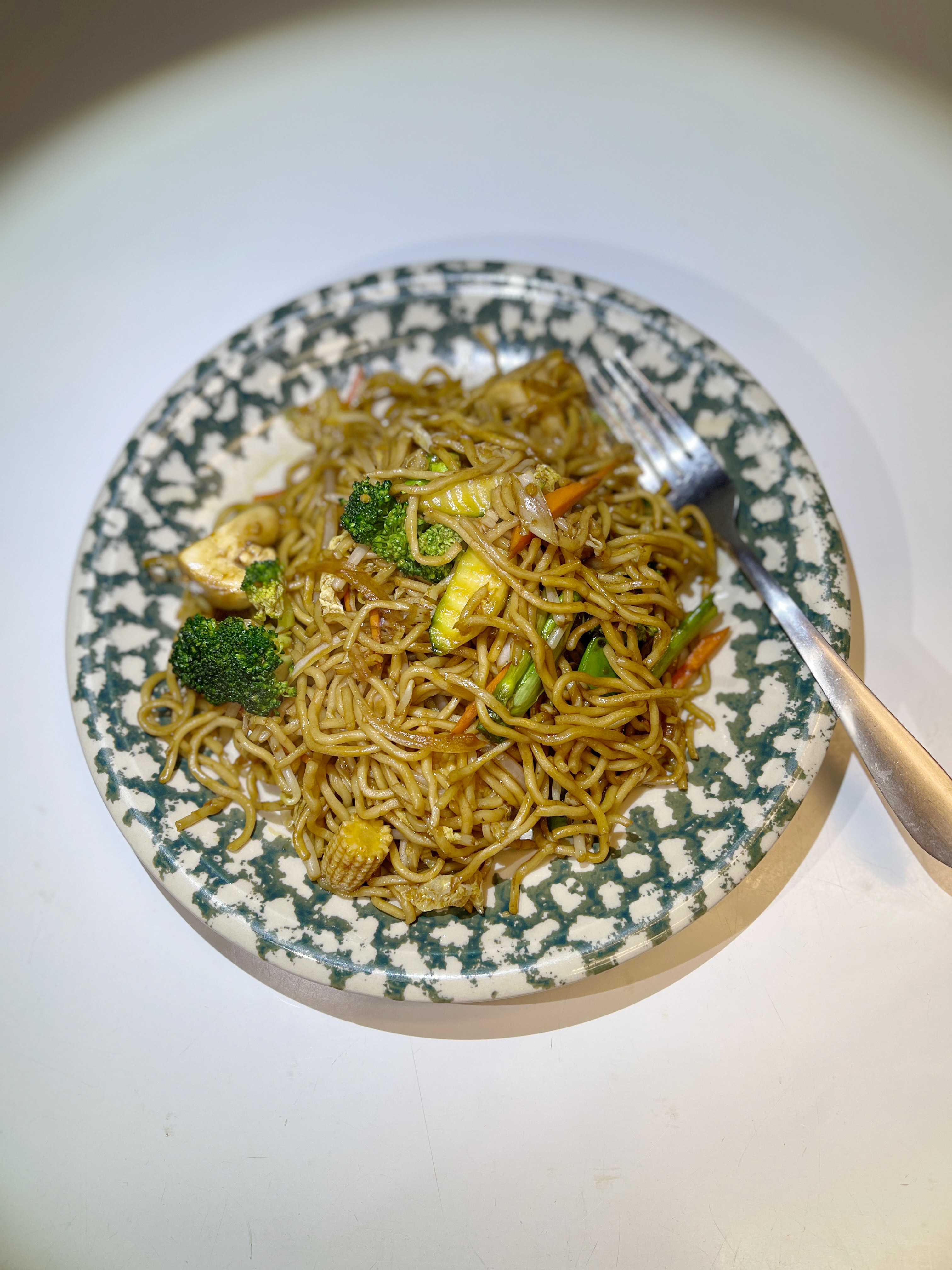 Order C2. Vegetable Lo Mein food online from Fortune Kitchen store, Aurora on bringmethat.com
