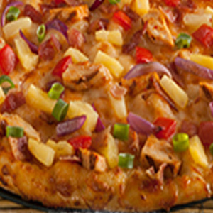 Order Maui Zaui™ Pizza with Ham food online from Round Table Pizza Clubhouse store, Citrus Heights on bringmethat.com
