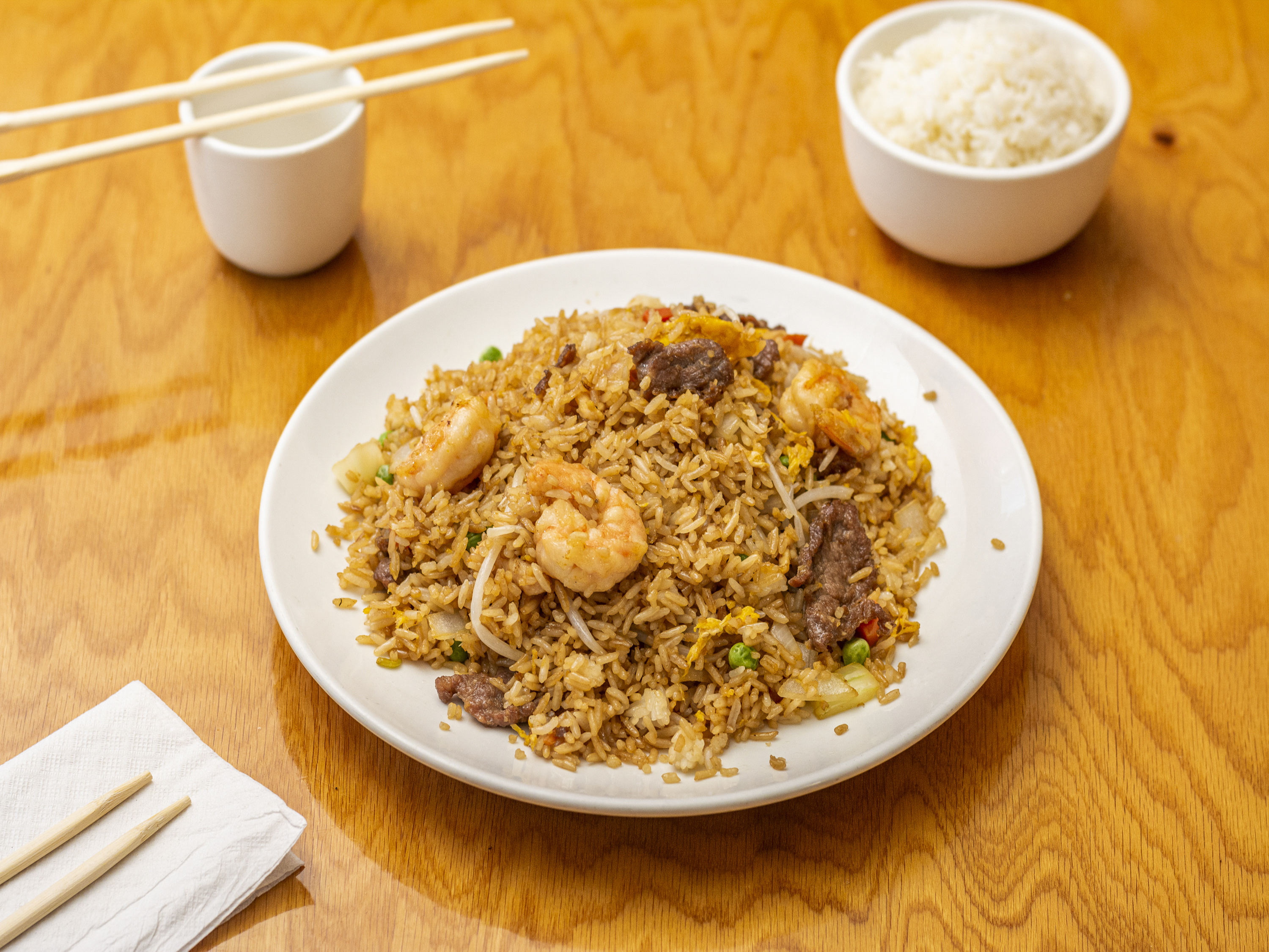 Order House Special Fried Rice food online from Ministop Chinese Restaurant store, Kennesaw on bringmethat.com