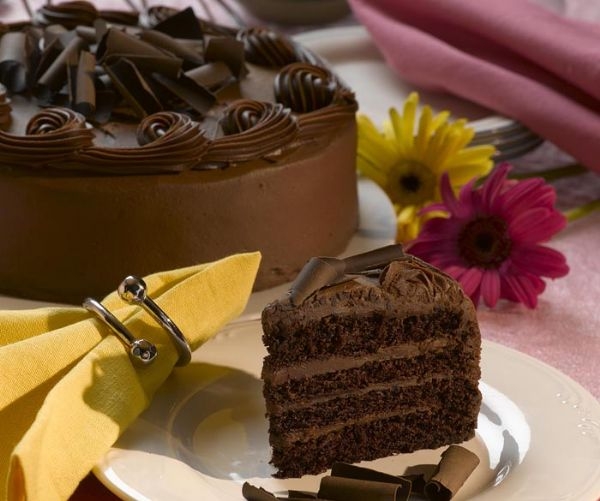 Order Triple Chocolate Cake food online from Captain’s Curbside Seafood store, Trappe on bringmethat.com