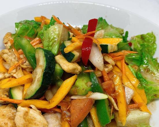 Order Mango Salad food online from Aroma Royal Thai Cuisine store, Franklin Township on bringmethat.com