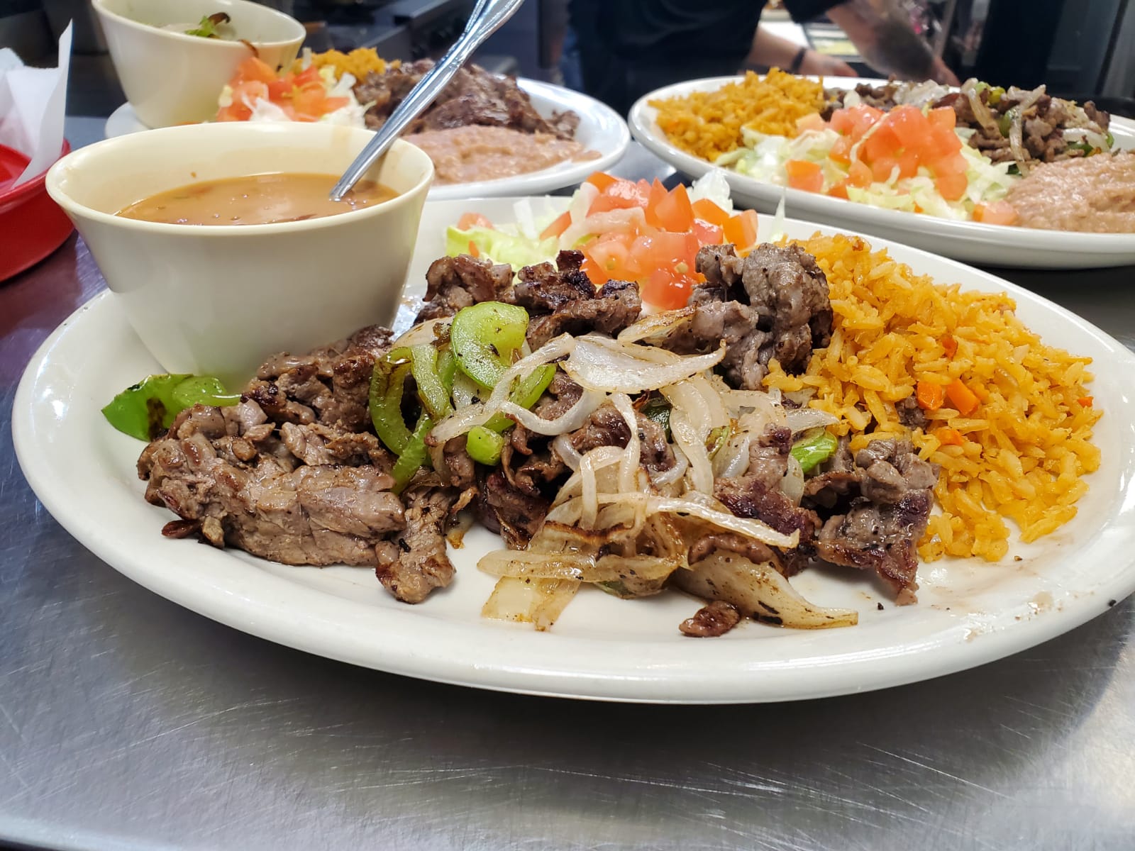 Order Carne Asada Plate food online from Los Arcos Mexican Grill store, San Antonio on bringmethat.com