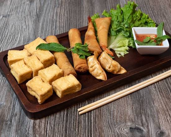 Order Delivery - 4. Fried Vegan Eggrolls food online from Goi Cuon store, San Diego on bringmethat.com