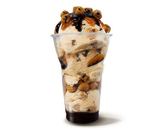 Order Chocolate Chip Cookie Dough Layered Sundae food online from Baskin-Robbins store, Long Beach on bringmethat.com