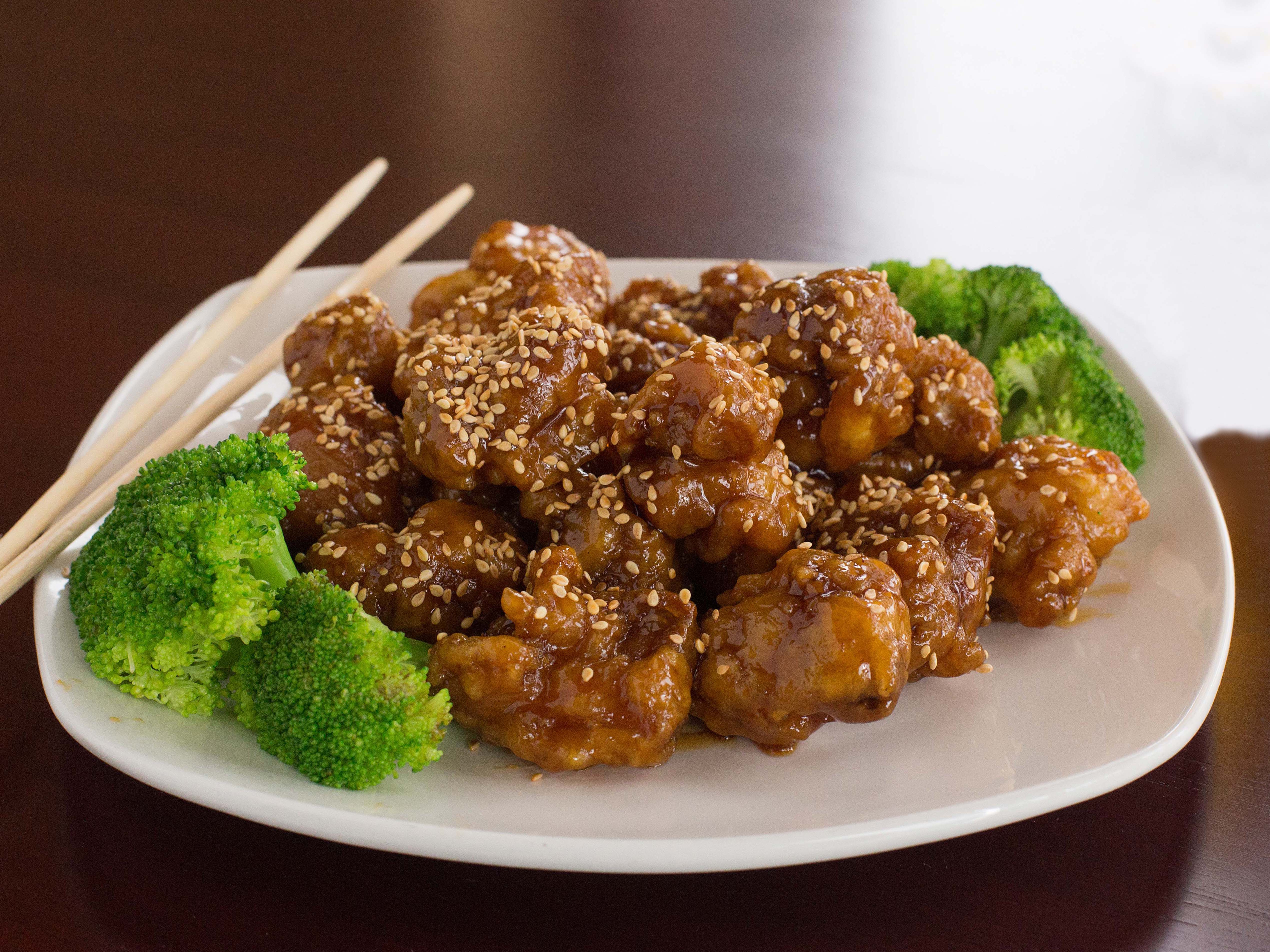 Order H9. Sesame Chicken Dinner food online from Wu Asian Bistro store, Coppell on bringmethat.com