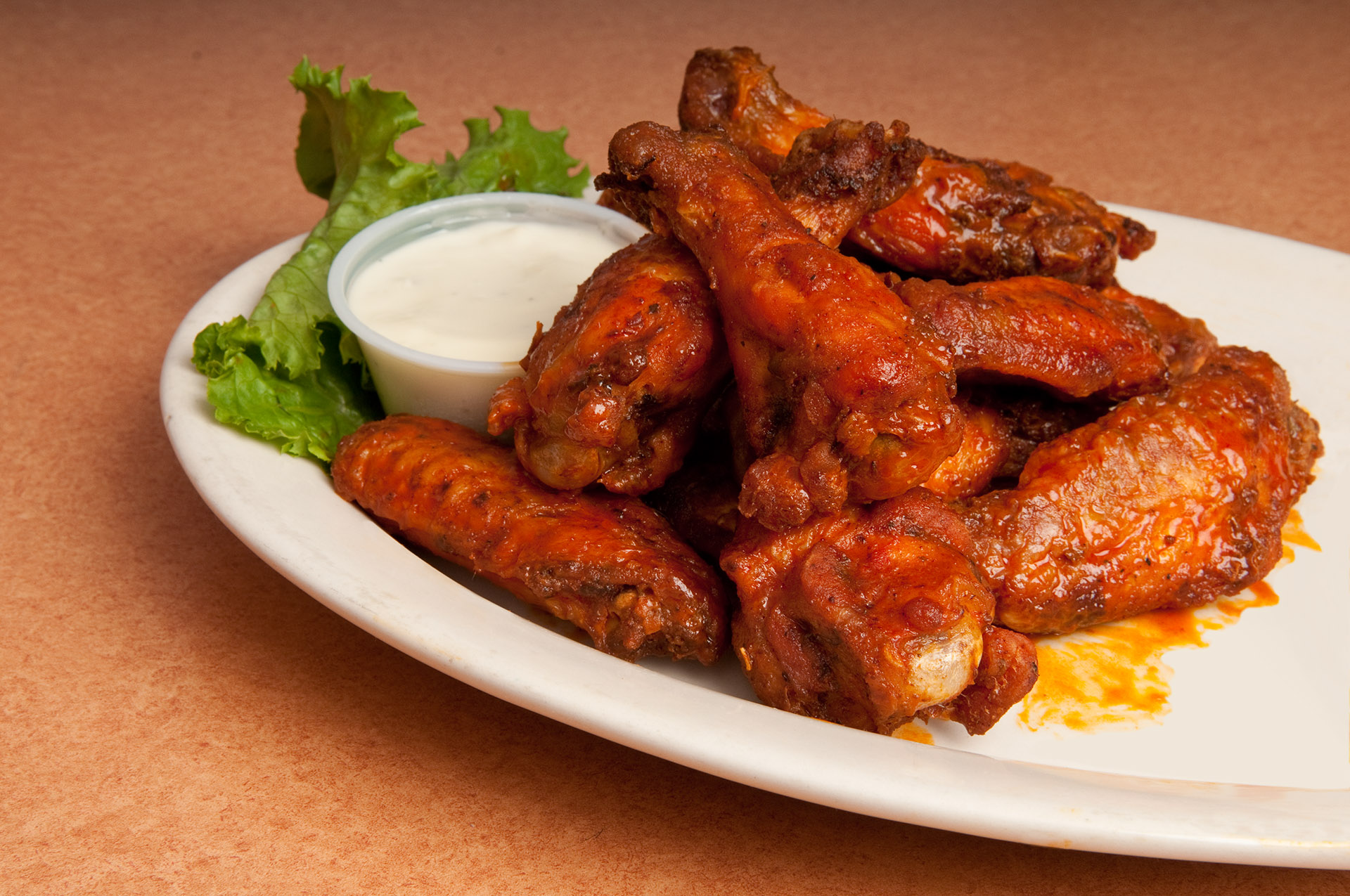 Order Chicken Wings food online from Ellery's Grill Inc. store, Middlesex on bringmethat.com