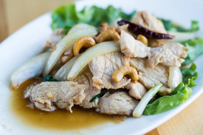 Order Chicken Cashew food online from Beau Thai store, Washington on bringmethat.com