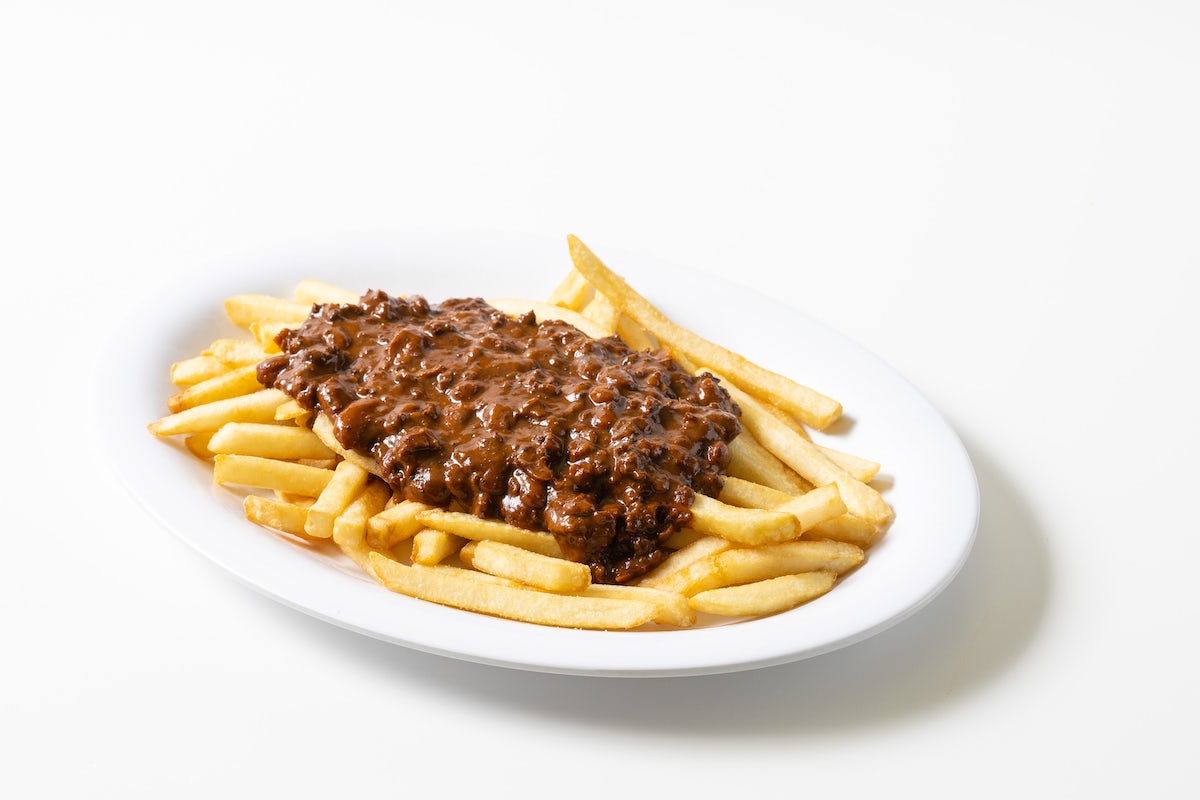 Order Chili Fries food online from Nation's Giant Hamburgers store, San Leandro on bringmethat.com