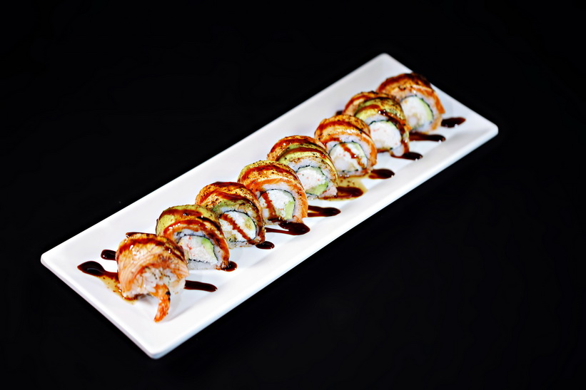 Order Salmon Tataki Roll food online from Hon Sushi store, Corona on bringmethat.com