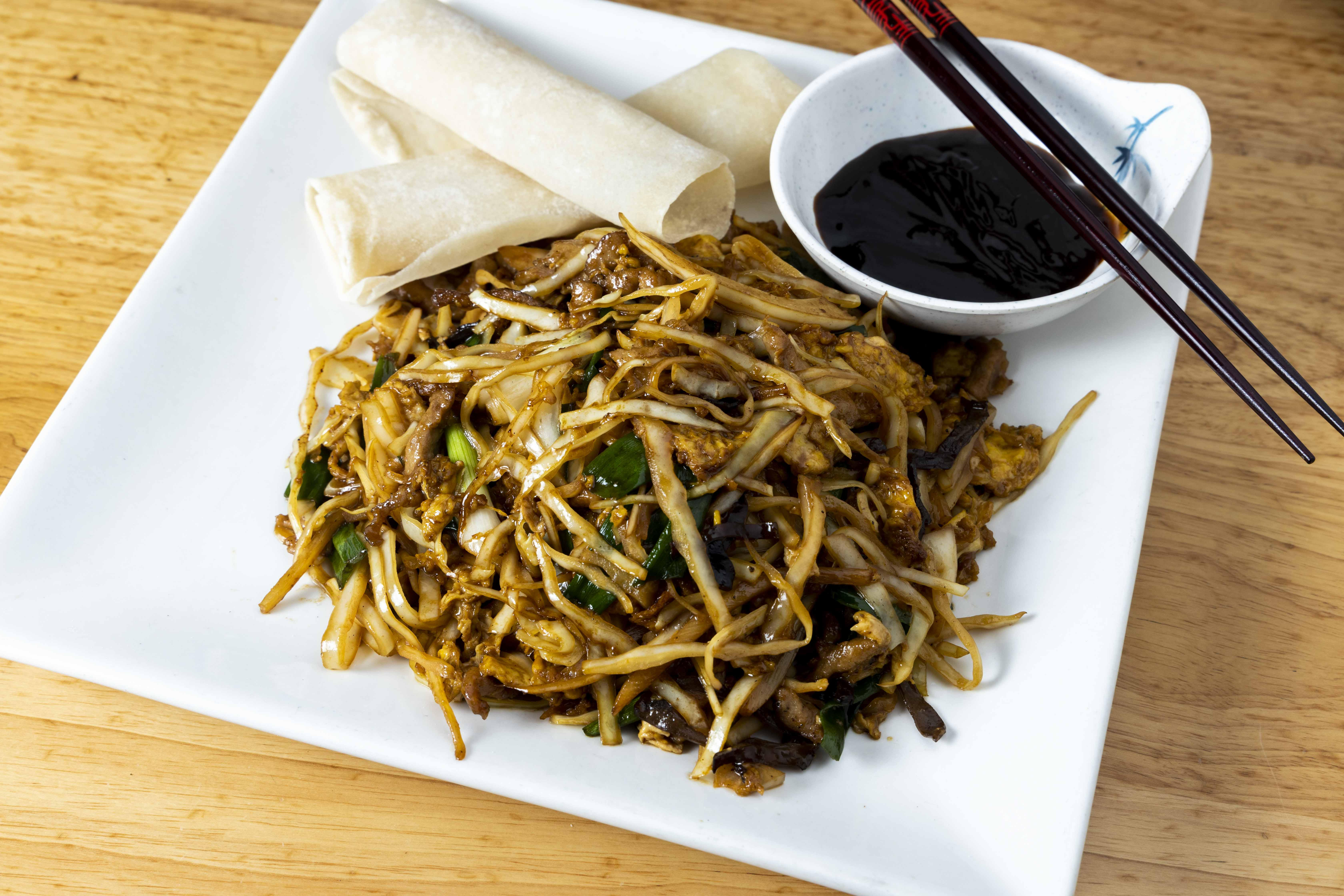 Order 162. Moo Shu Pork food online from Chi Tung Chinese & Thai Restaurant store, Evergreen Park on bringmethat.com