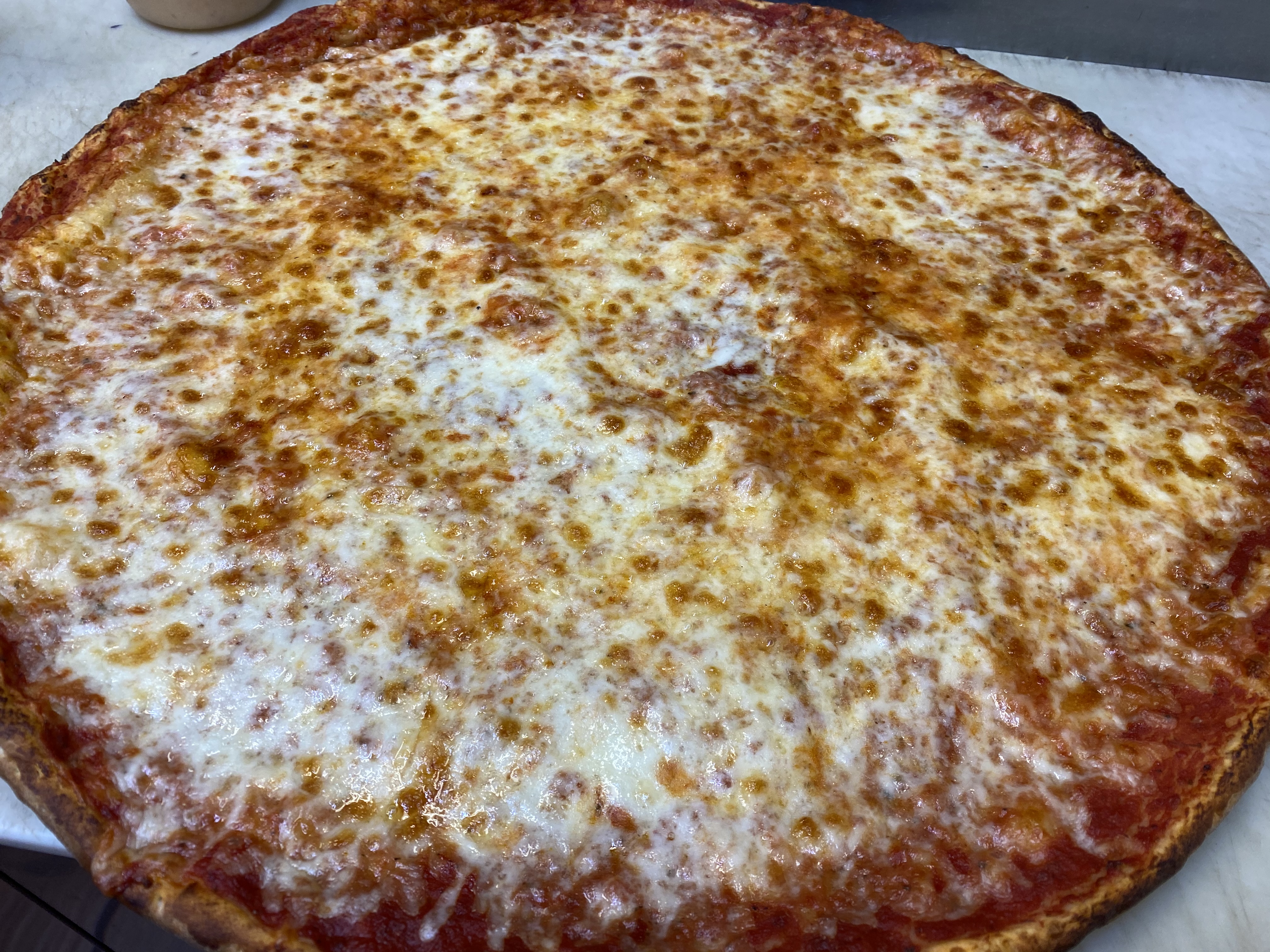 Order Traditional Pizza food online from Vinny's Pizza store, Pittsburgh on bringmethat.com