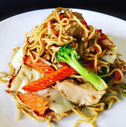 Order Chow Mein food online from Vegan Glory store, Los Angeles on bringmethat.com