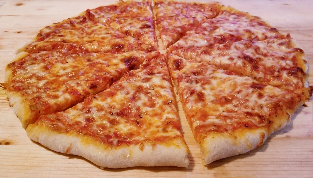 Order Regular Cheese Pie Pizza - Large 16'' (8 Slices) food online from Pmothers Family Restaurant store, Uniondale on bringmethat.com
