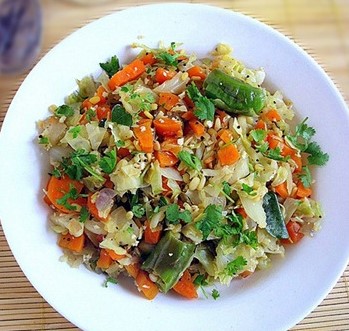 Order Mixed Vegetable Poriyal Curry food online from Malgudi Veg store, Ashburn on bringmethat.com