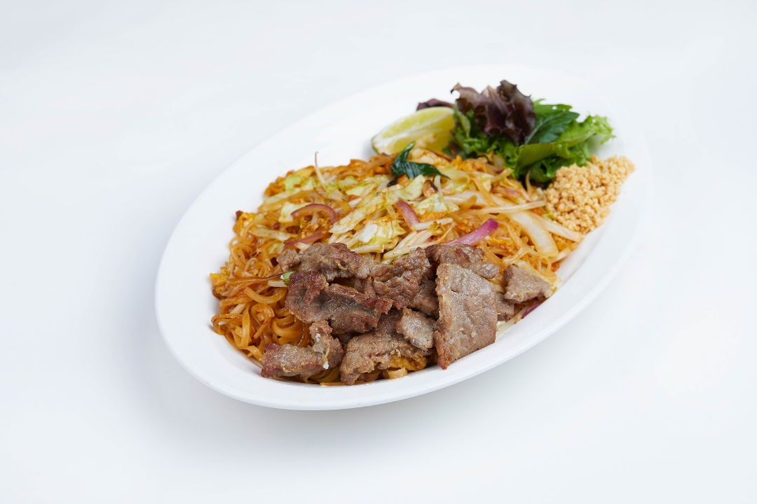 Order Pad Thai Beef (Thai Noodles) food online from Moca store, Hewlett on bringmethat.com