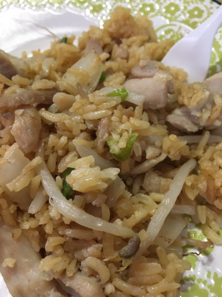 Order 29. Chicken Fried Rice food online from Golden China store, Hyattsville on bringmethat.com
