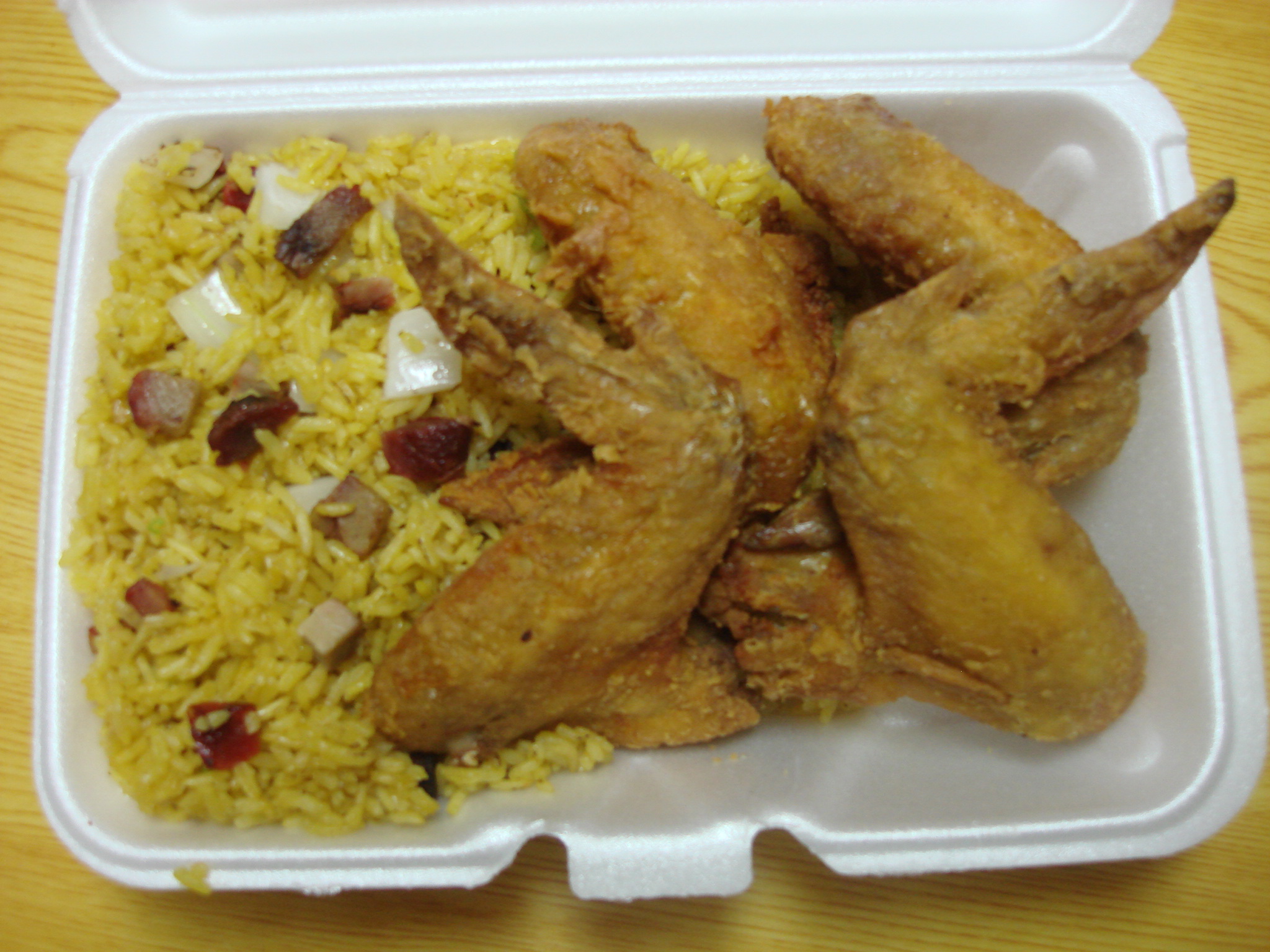 Order A2. Fried Chicken Wings food online from Tong Kwong Kitchen store, Hempstead on bringmethat.com
