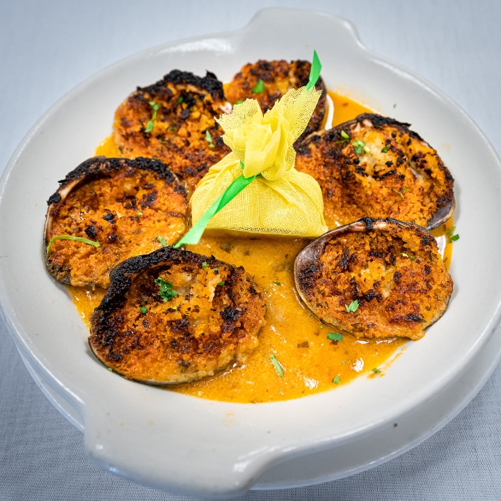 Order Baked Clams food online from Chicago Prime Italian store, Schaumburg on bringmethat.com