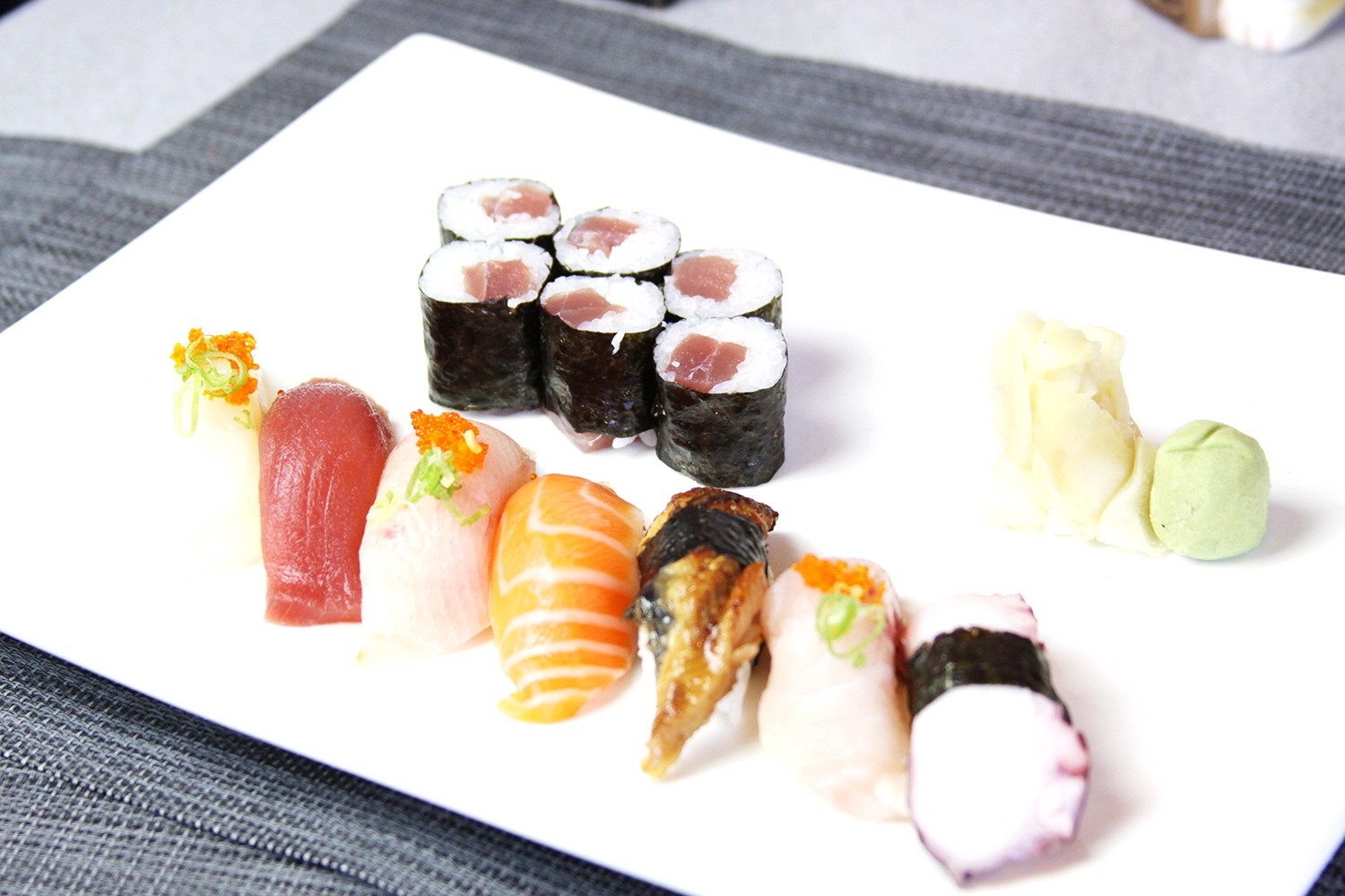 Order Sushi Combination C food online from Kippu Japanese Cuisine store, San Francisco on bringmethat.com
