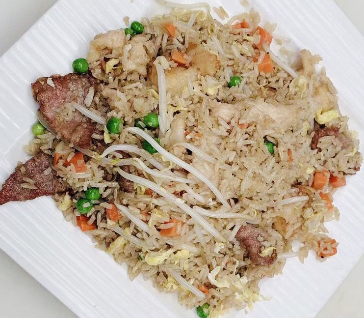 Order FR1. House Special Fried Rice Dinner food online from Pho Saigon store, Youngstown on bringmethat.com