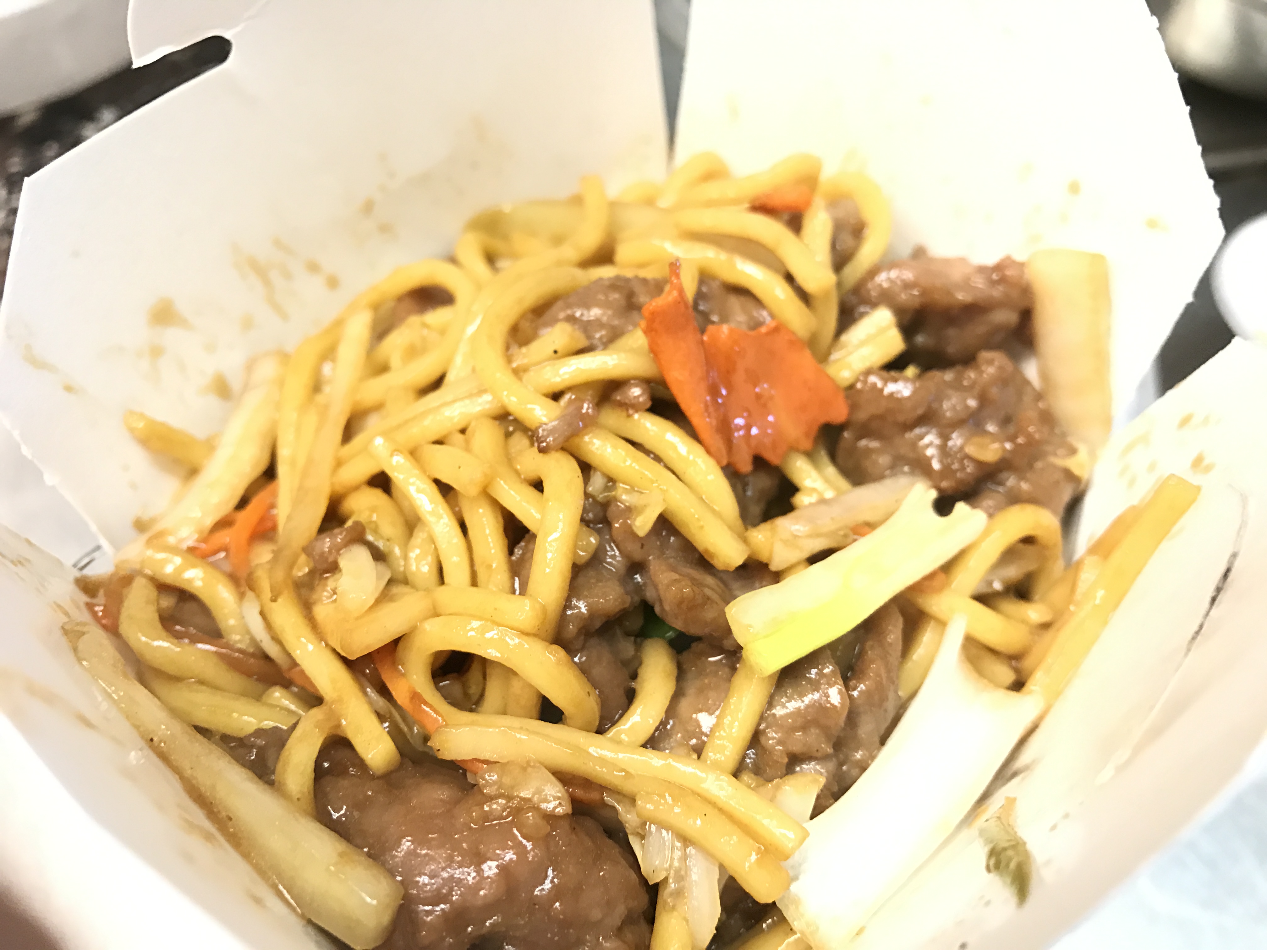 Order 49. Beef Lo Mein food online from New China store, Bridgeport on bringmethat.com