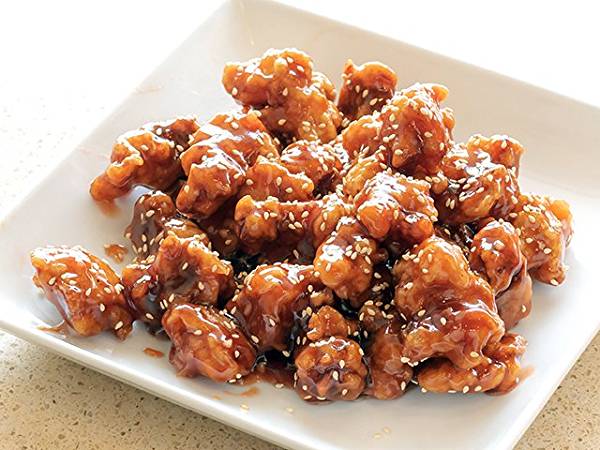 Order 67. Sesame Chicken food online from King Wok Gourmet Asian store, Chicago on bringmethat.com