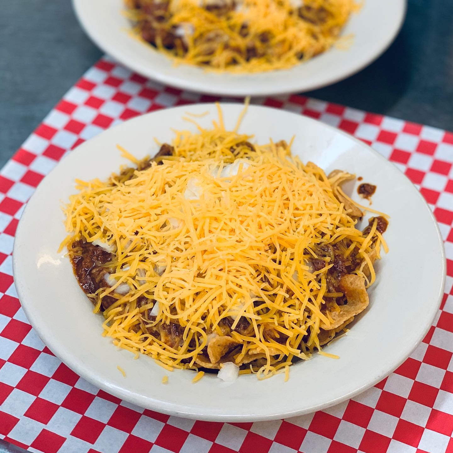 Order Bowl of Homemade Chili with Fritos Cheese and Onions food online from Mama Daughters' Diner store, Plano on bringmethat.com
