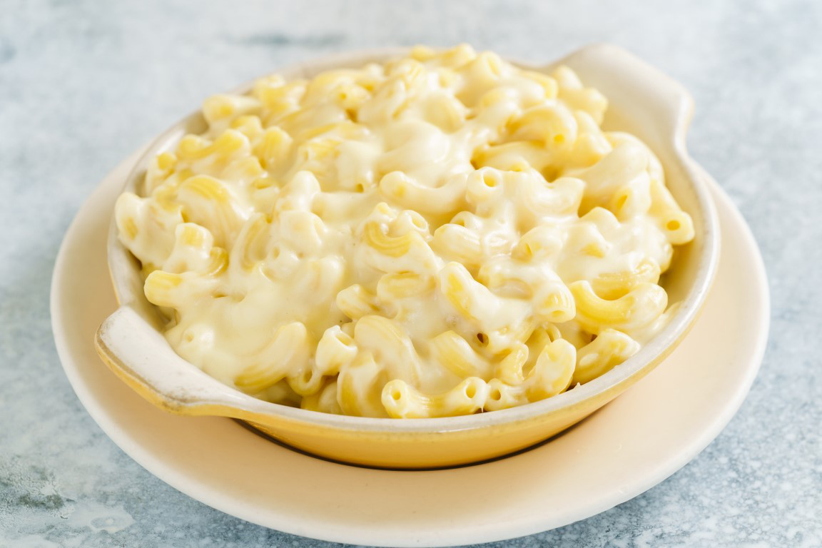 Order Heat-at-Home Gilroy Garlic Mac food online from Homeroom store, Oakland on bringmethat.com