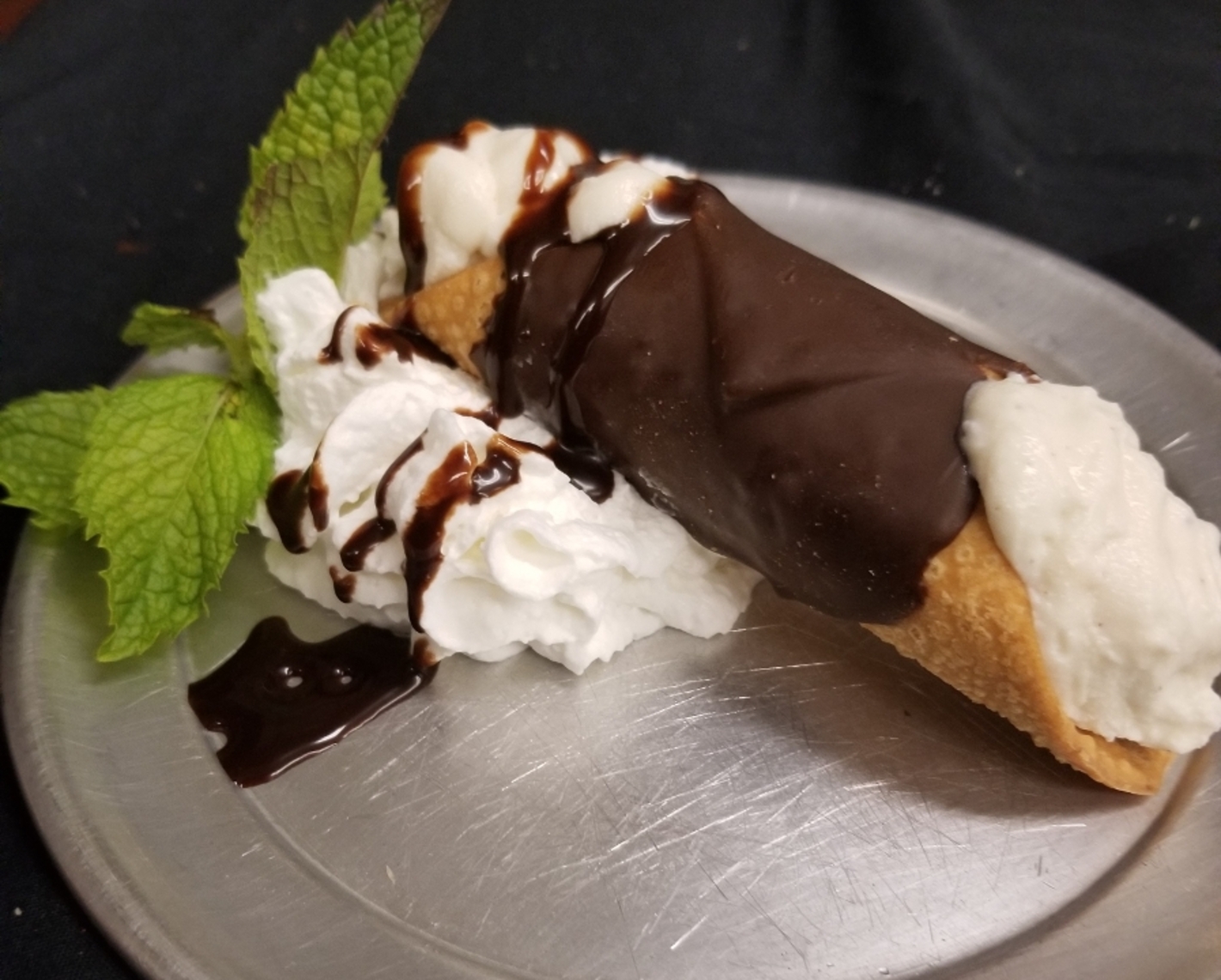 Order Cannoli food online from Homeslyce Columbia store, Columbia on bringmethat.com