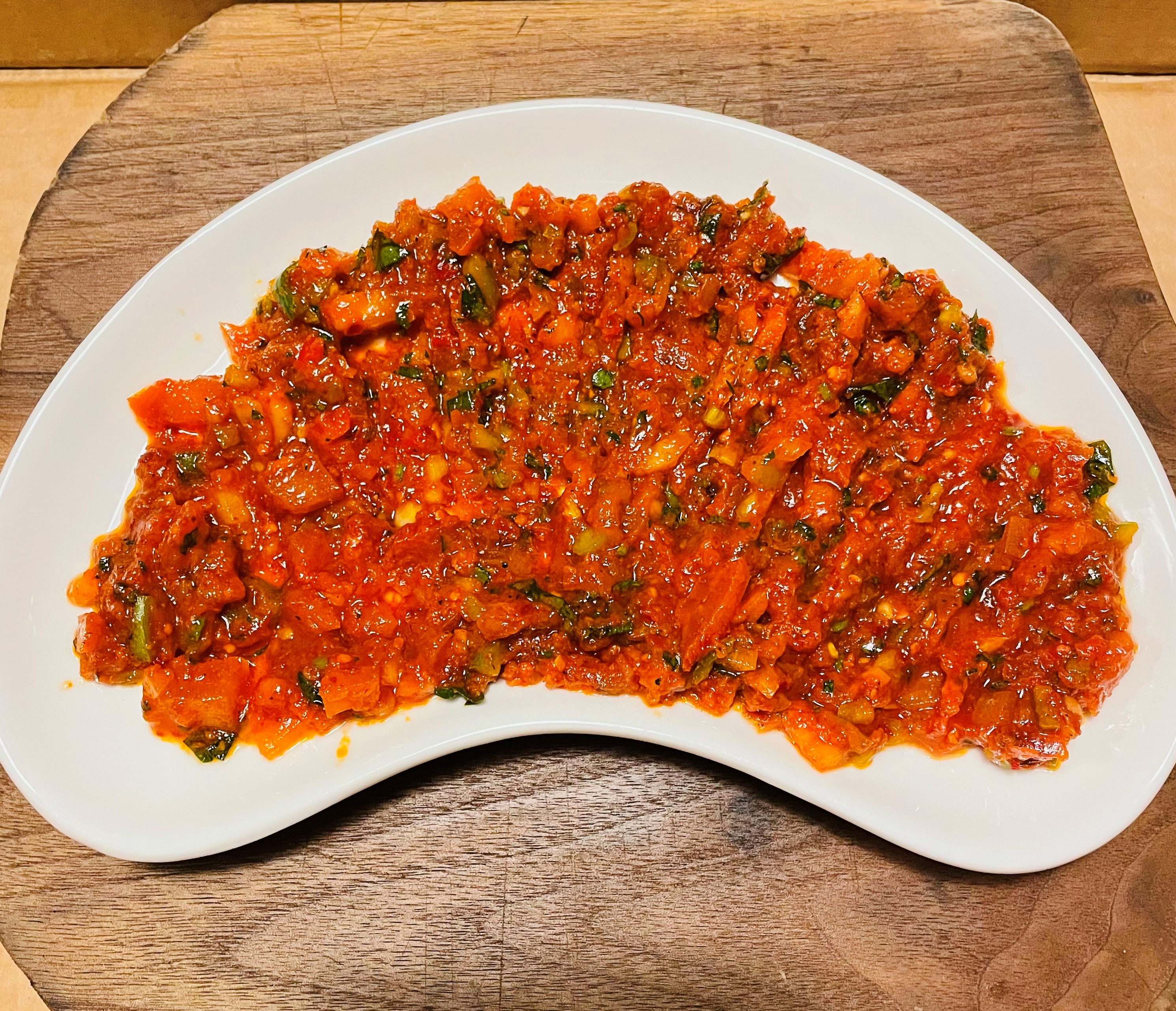 Order Spicy Mashed Vegetables (Ezme) food online from Masal Cafe & Lounge store, Brooklyn on bringmethat.com