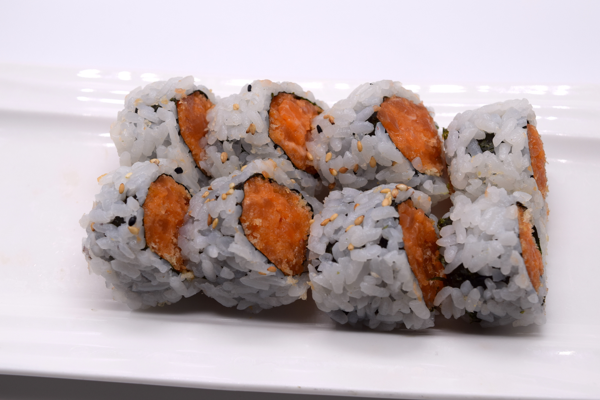 Order Spicy Salmon Roll food online from Mizu Japanese Restaurant store, Niles on bringmethat.com