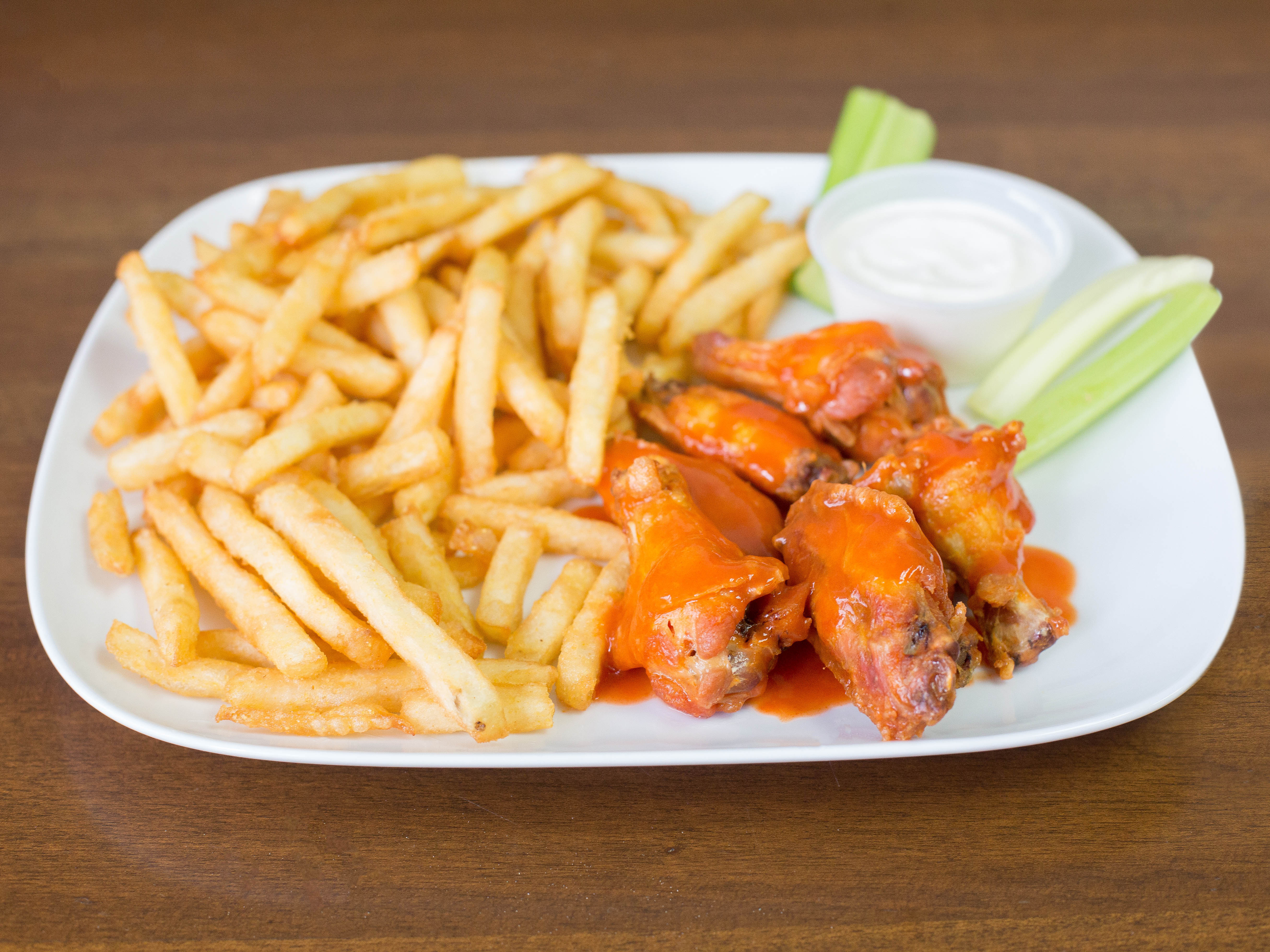 Order Buffalo Wings food online from Ziggy's Family Pizza Restaurant store, New Haven on bringmethat.com