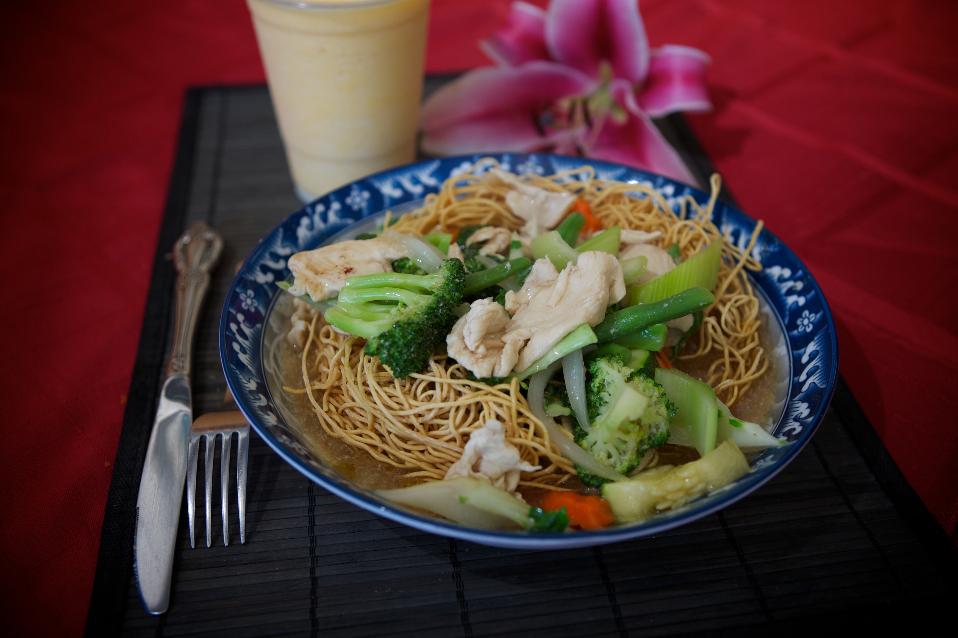 Order 68. Saute Crispy Noodles with Vegetables food online from Le Paradis store, hayward on bringmethat.com