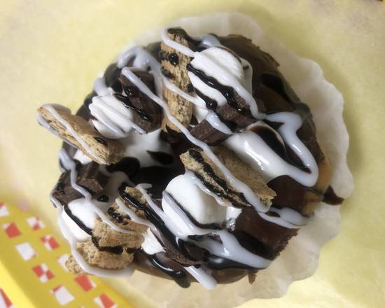 Order Smores food online from Cajun Donuts store, Wylie on bringmethat.com
