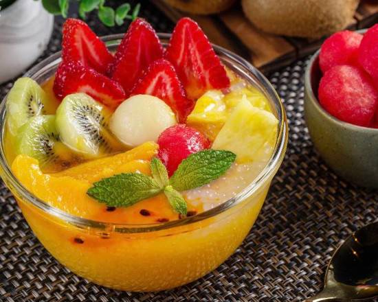Order Passion Fruit Sago with Mixed Fruit food online from Shooting Star Cafe store, Oakland on bringmethat.com