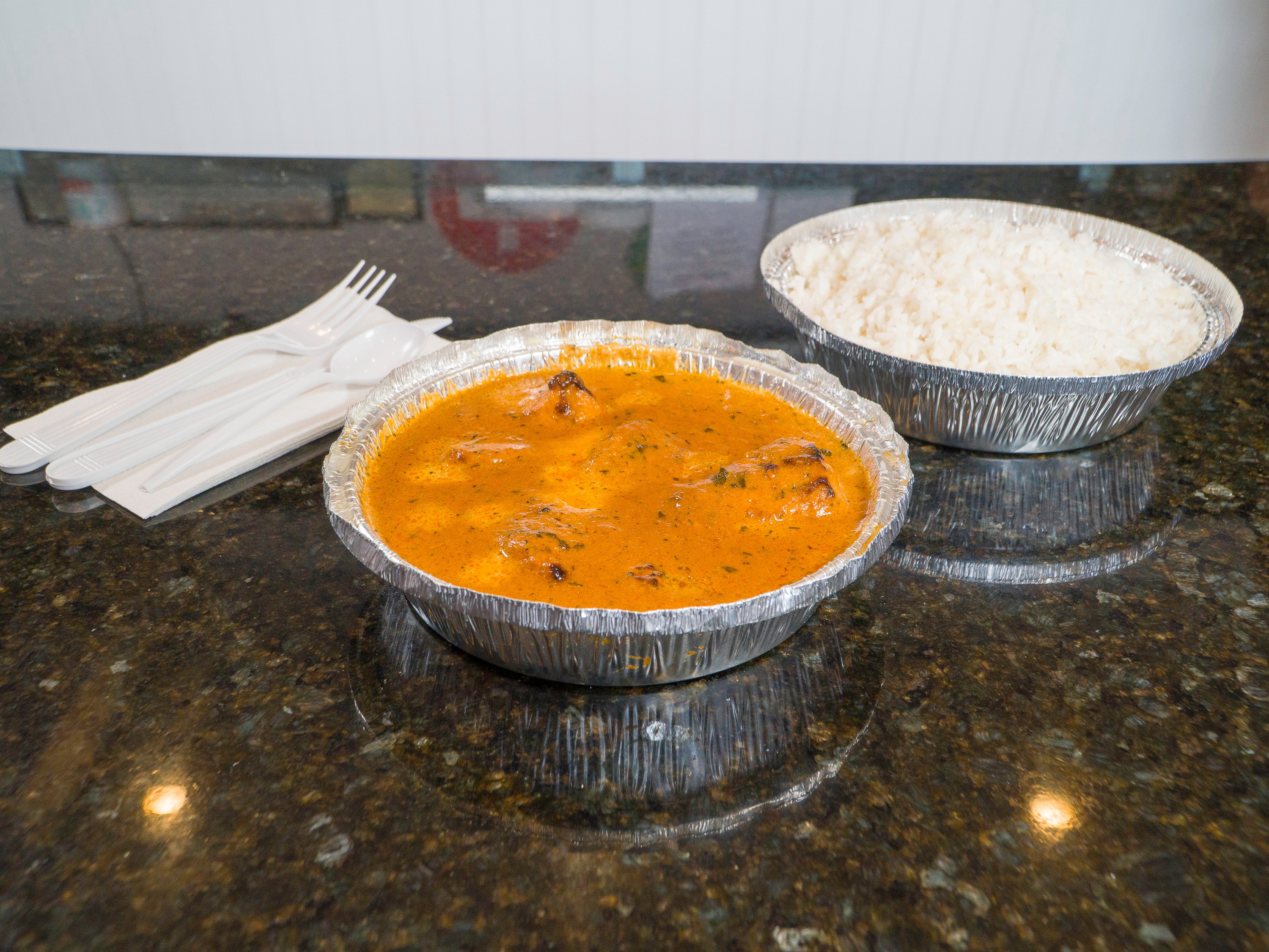 Order Chicken Tikka Masala food online from Papa Curry store, Arlington on bringmethat.com
