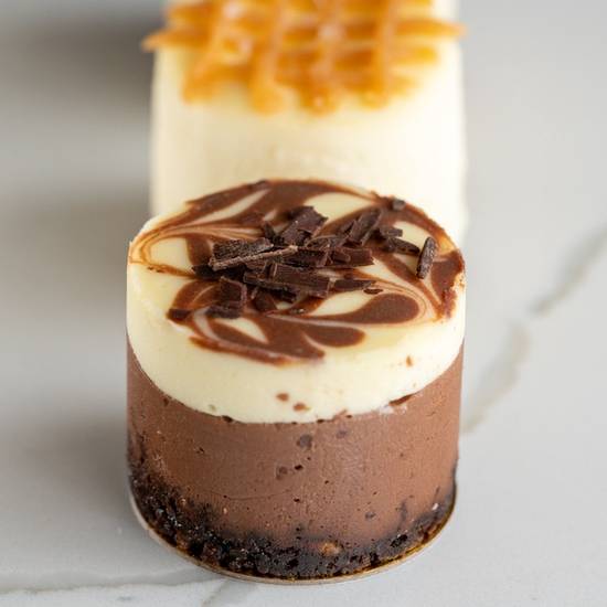 Order Mocha Crunch Cheese Cake Mini food online from Patis Bakery store, Teaneck on bringmethat.com