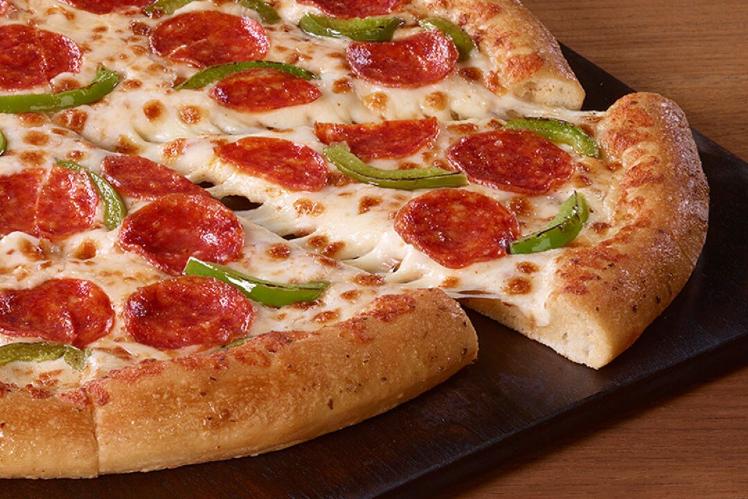 Order 12" Medium Pizza food online from Pizza Hut store, Indianapolis on bringmethat.com