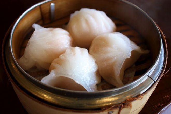 Order Crystal Shrimp Har-Gau food online from Shang Noodle store, Chicago on bringmethat.com