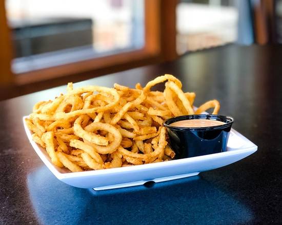 Order Onion Straws - Full food online from Monk's Bar & Grill store, Middleton on bringmethat.com
