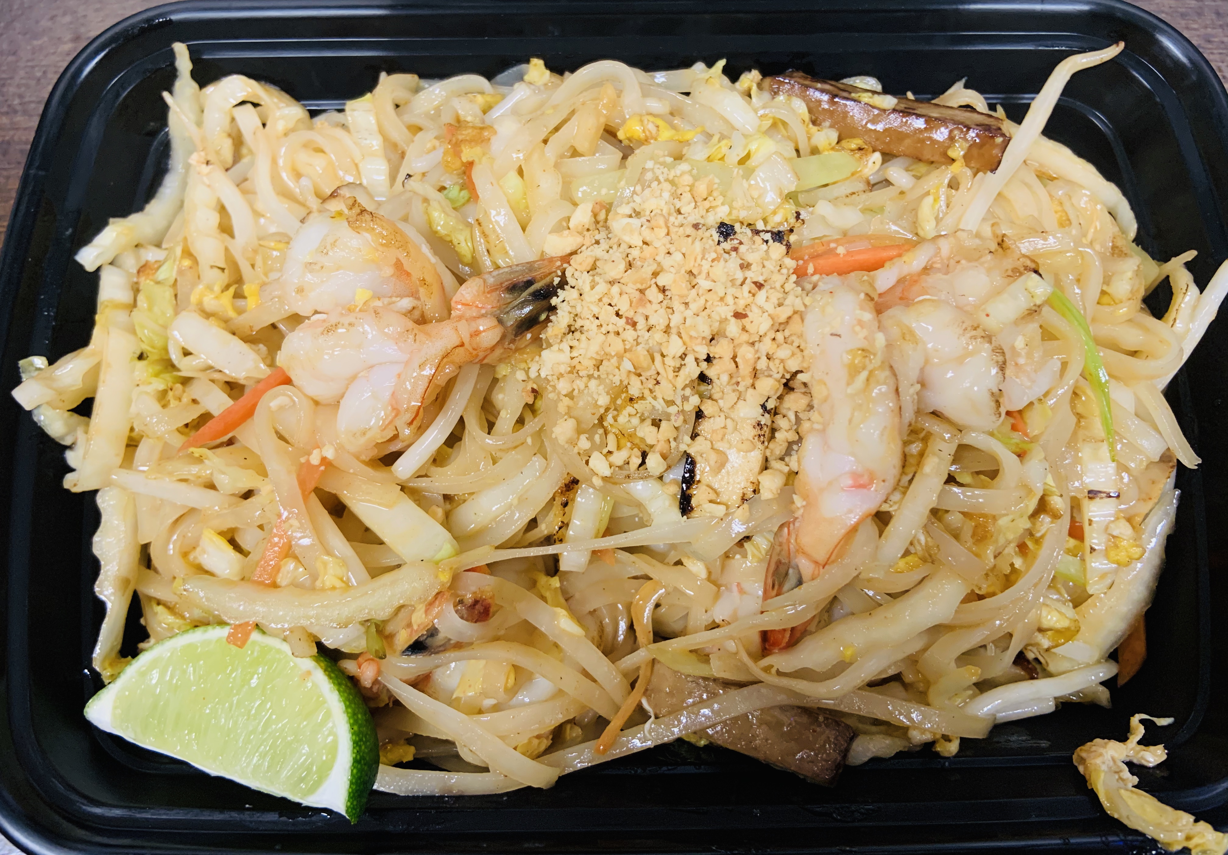 Order Pai Thai Noodles Shrimp food online from Wasabi Steakhouse store, Salem on bringmethat.com