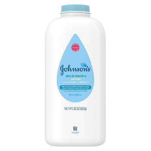 Order Johnson's Baby Baby Powder With Aloe & Vitamin E - 22.0 oz food online from Walgreens store, Buena Park on bringmethat.com