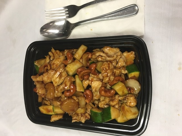 Order C6. Cashew Chicken food online from 2 Go China store, Plano on bringmethat.com