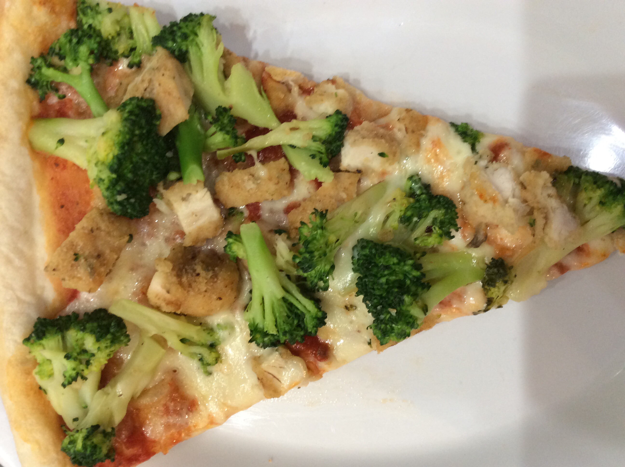 Order Chicken Broccoli Pizza Slice food online from Susano's pizzeria store, Ridgewood on bringmethat.com